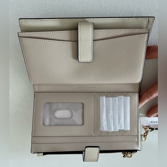 New Marc Jacobs BRB Phone Wallet Wristlet Marshmallow - Picture 3 of 5